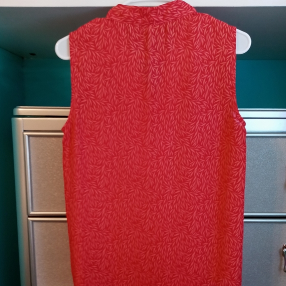 Shirt - Picture 2 of 4